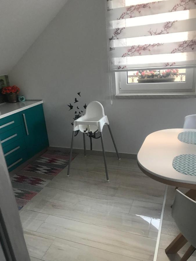 Apartment Stari Lisac SJJ Eksteriør bilde